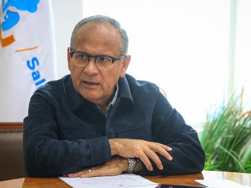 Héctor Raúl Pérez Gómez señaló que, aunque la "diarrea explosiva" no es nueva ni extraña, tampoco debe llevar a las personas a dejar pasar cualquier cuadro y tratarlo de manera independiente con automedicación. EL INFORMADOR / ARCHIVO