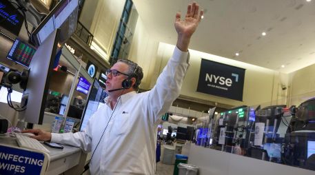 Además de la esperanza por una solución en Oriente Medio, la Bolsa de Nueva York también se vio impulsada por la presentación de resultados trimestrales mejores de lo esperado. EFE/S. Yenesel