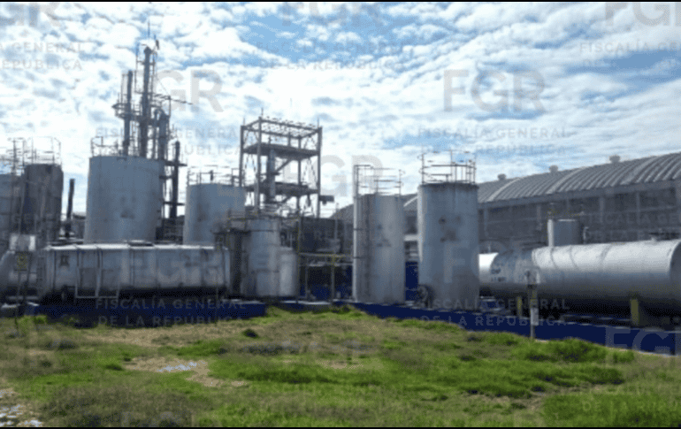 La proliferación de refinerías clandestinas y el robo sostenido de combustibles generan un triple impacto negativo para el país, tanto en lo económico como en lo ambiental. ESPECIAL