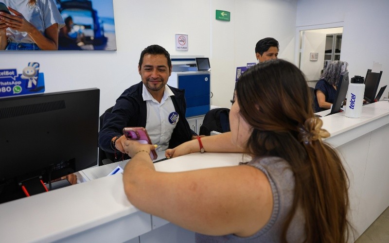 El registro de líneas se puede realizar por internet o en los centros de atención de las compañías telefónicas. EL INFORMADOR/J. Acosta