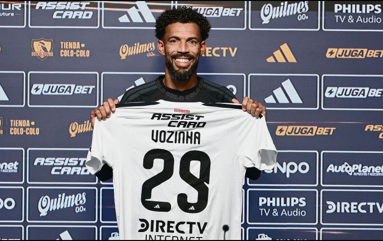Vozinha, El caboverdiano, portero sensación del Mundial, afirmó que el club chileno fue su prioridad en cuanto le empezaron a llegar ofertas. EFE