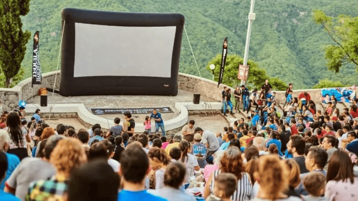 Cine al aire libre en Guadalajara: Cartelera gratuita del 5 al 9 de agosto