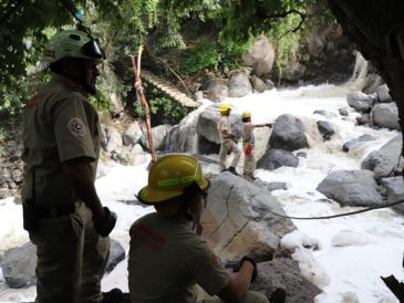 El accidente reportado sobre el menor no se considera, de manera preliminar, parte de las afectaciones derivadas de la temporada de lluvias, informaron autoridades. ESPECIAL/ Protección Civil y Bomberos de Guadalajara