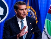 El fiscal general interino de EU, Todd Blanche, habla con los periodistas sobre las medidas de lucha contra el Cartel Nueva Generación en el Departamento de Justicia en Washington, D.C. EFE/EPA/J. SCALZO
