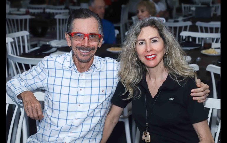 Javier Sánchez Ascencio y María Chávez.