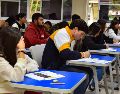 La licenciatura en Médico Cirujano y Partero lidera las exigencias de admisión en los distintos centros de la UdeG. EL INFORMADOR/ARCHIVO