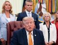 El presunto desencuentro entre Trump, y su secretario de Defensa, Pete Hegseth, nunca ocurrió, aseguró la Casa Blanca. EFE/A. Robbert