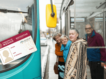 Los adultos mayores con credencial vigente del INAPAM pueden acceder a descuentos de hasta 50% en diversas líneas de autobús durante agosto de 2026. CANVA / UNSPLASH