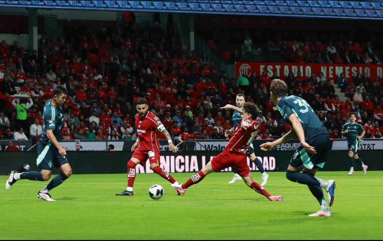 Toluca goleó anoche 3-0 al Seattle Sounders en uno de los pocos juegos del torneo que se disputan en México. SUN/A. Vargas