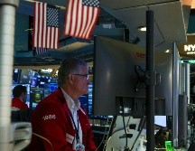 El petróleo de Texas cerró con una subida del 2.75 %, hasta 77.29 dólares el barril, lo que generó aversión al riesgo y ventas de acciones. EFE/S. Yenesel