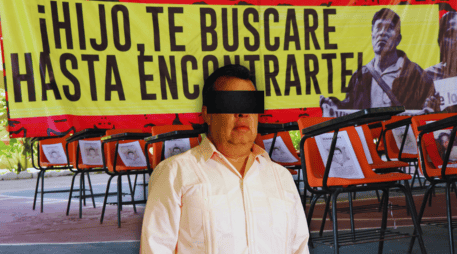 La FGR detuvo a Ángel Aguirre Rivero por supuestamente ordenar el ocultamiento y destrucción de videos que registraron el momento de la detención de un grupo de normalistas. EFE / NTX / ARCHIVO