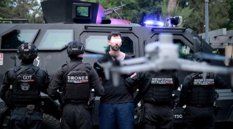 El individuo originario de Estados Unidos fue presentado ante autoridades federales para dar continuidad al procedimiento de extradición, el cual se cumplimentó y fue trasladado a la unión americana. CORTESÍA