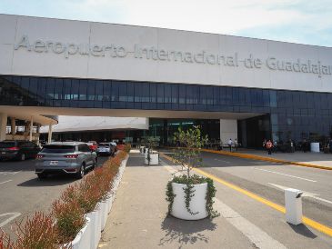 El aeropuerto actualmente cuenta con 65 rutas activas, manteniendo su posición como uno de los principales hubs de conectividad de México. EL INFORMADOR/ARCHIVO