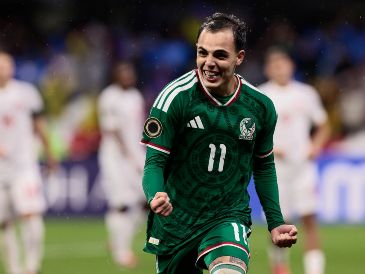 El conjunto tricolor reaccionó a tiempo, se impuso 2-1 y jugará por el título de Concacaf ante Estados Unidos. EFE/J. Méndez