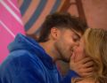 Fede y Gema no se aguantaron las ganas y se dieron un beso de lengua. YOUTUBE/La Casa de los Famosos México
