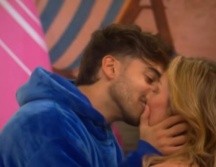 Fede y Gema no se aguantaron las ganas y se dieron un beso de lengua. YOUTUBE/La Casa de los Famosos México
