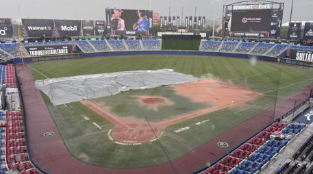  Durante aproximadamente una hora se esperó a que las condiciones climatológicas permitieran recuperar el campo. CORTESÍA.
