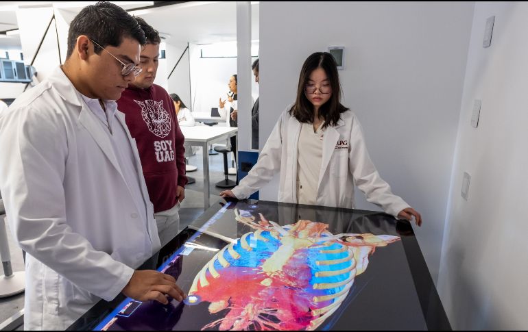 Desde el primer semestre desarrollas habilidades del médico que quieres llegar a ser. CORTESÍA/UAG