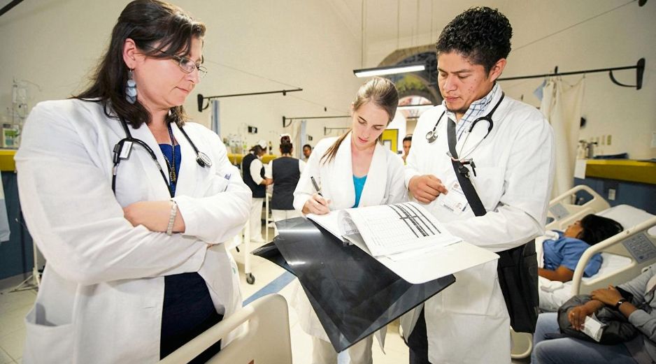 En México, las carreras de ciencias de la salud se mantienen como las de mayor interés. ESPECIAL