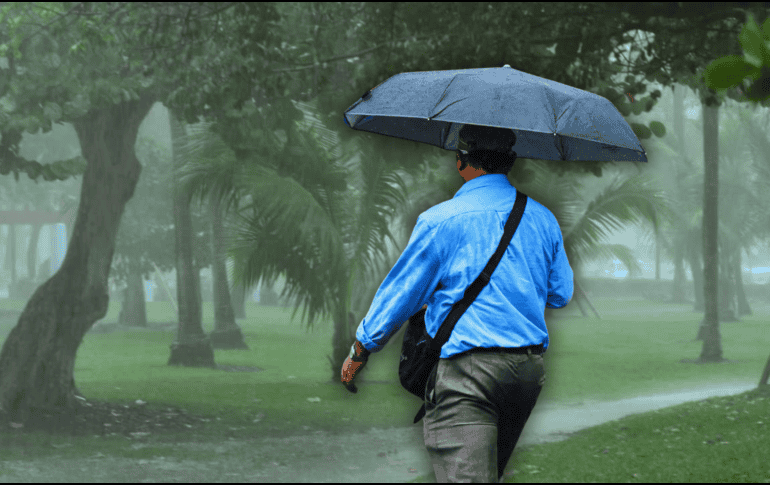 El clima de agosto recuerda a los tapatíos que la temporada de lluvias aún tiene mucha fuerza por descargar. ESPECIAL /  CANVA