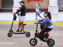 Las familias y deportistas de la Vía RecreActiva han identificado que el exceso de velocidad de los patines eléctricos y el tránsito desordenado de ciclistas constituyen las mayores amenazas durante las jornadas recreativas. ESPECIAL
