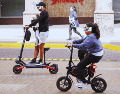 Las familias y deportistas de la Vía RecreActiva han identificado que el exceso de velocidad de los patines eléctricos y el tránsito desordenado de ciclistas constituyen las mayores amenazas durante las jornadas recreativas. ESPECIAL