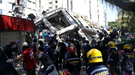 Terremoto de magnitud 7.4 sacudió este lunes a Colombia. EFE / E. Guzmán