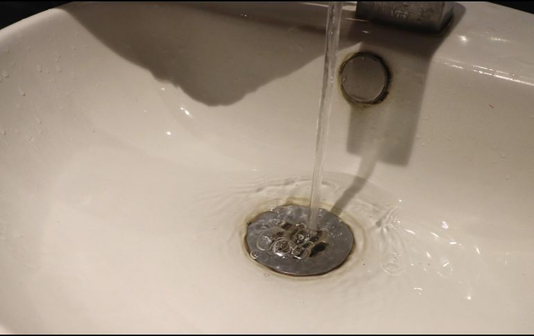 El Ayuntamiento de Tlaquepaque busca que el SIAPA incluya a 160 colonias en los descuentos por recibir agua turbia o de mala calidad. CORTESÍA.