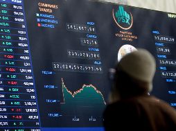 Intel cayó un 4 % hoy, lo que contribuyó a que el Nasdaq fuera el indicador con más pérdidas de la jornada, con un retroceso de 0.32 %. EFE/R. Khan