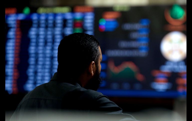Al interior del mercado mexicano, destacaron los retrocesos de las emisoras Grupo Carso, Grupo Aeroportuario del Pacífico, Walmex, Volaris y Femsa. EFE/R. Khan