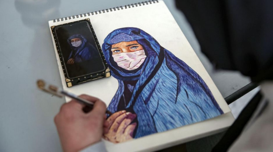 En 2021, antes de que los talibanes retomaran el poder en Kabul, casi un millón de niñas estaban matriculadas en secundaria. EFE/ S. POPAL