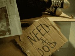 La OIT recomienda medidas para promover el trabajo bien remunerado y con protección social con el fin de prevenir esta tendencia de desempleo. CANVA