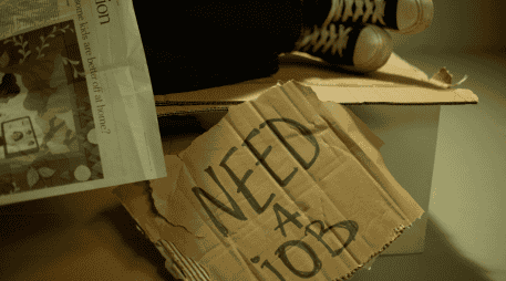 La OIT recomienda medidas para promover el trabajo bien remunerado y con protección social con el fin de prevenir esta tendencia de desempleo. CANVA