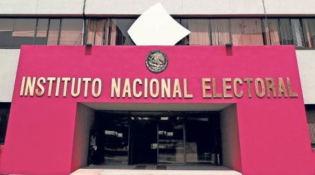 El INE prometió que su personal se contactará con todas aquellas personas interesadas en obtener una cita tras recabar sus datos. SUN/ARCHIVO