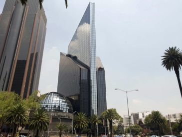 El Índice de Precios y Cotizaciones bajó a las 65 mil 564.76 unidades y acumuló cuatro cierres negativos en las últimas cinco sesiones. AFP/ARCHIVO