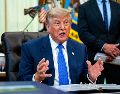 La decisión se suma a varias medidas impulsadas por Trump para restringir la atención y cuidados en materia de afirmación de género para menores. EFE/B. Cash