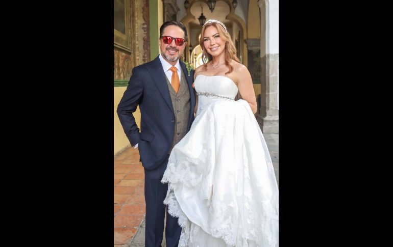 Marco Antonio Covarrubias y Fanny Carrillo. GENTE BIEN JALISCO / Revista del 14 de agosto 2026