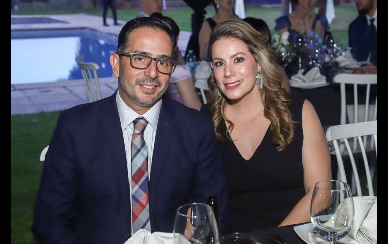 Ricardo Núñez y Angélica Pérez. GENTE BIEN JALISCO / Boda de Fanny Carrillo y Marco Antonio Covarrubias