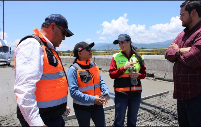Toma nota si vas a manejar por la zona: La SICT exhorta a todos los conductores a respetar los límites de velocidad y los señalamientos de obra, además de extremar precauciones al volante si te toca lluvia durante el trayecto. ESPECIAL