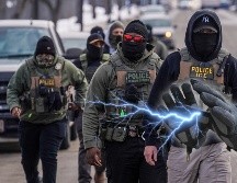 Agentes federales llevan a cabo un operativo migratorio el 5 de febrero de 2026, en las calles de Minneapolis, Minnesota. AP / ARCHIVO