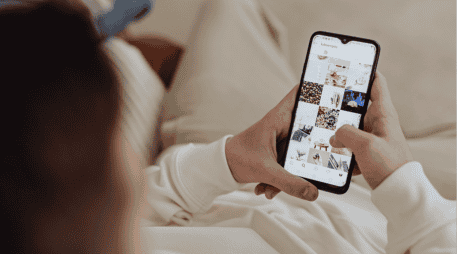 Meta es la primera compañía que tiene un juicio con la coalición de estados, mientras que otras compañías como Google, ByteDance, la compañía matriz de TikTok y Snap, enfrentan acusaciones similares. ESPECIAL/Canva