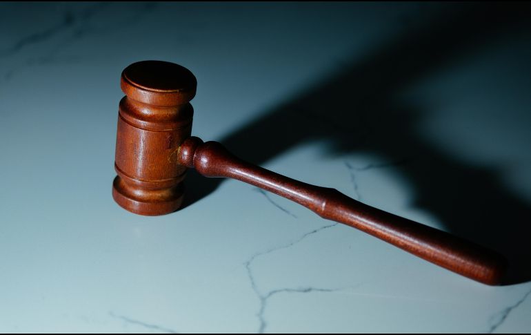 Las autoridades arrestaron a los acusados mientras probaban sus armas de fuego y hacían los preparativos finales para ejecutar el hurto al que era un agente encubierto, según un comunicado del DOJ. Unsplash
