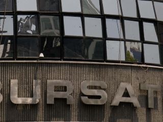 Al interior del mercado mexicano, destacaron los avances de las emisoras Banorte, Grupo Aeroportuario del Sureste, Industrias Peñoles, Grupo Carso y Banco del Bajío. AFP/ARCHIVO