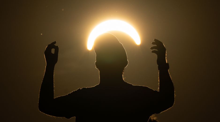 El mundo ha vivido en lo que llevamos del siglo XXI un total de 16 eclipses solares totales, incluido el de este miércoles. EFE/M. Basualdo