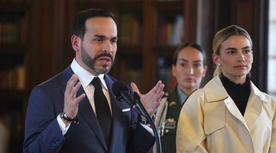 Abelardo de la Espriella aseguró en una declaración a medios que los esfuerzos del Gobierno están concentrados principalmente en localizar a los desaparecidos. EFE/P. Seco
