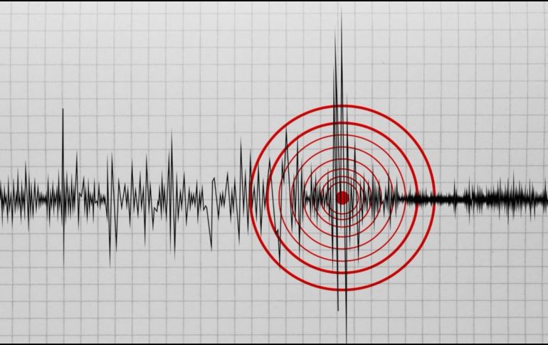 De acuerdo con el Servicio Geológico de Estados Unidos (USGS), el terremoto tuvo una magnitud de 5.5 y ocurrió a una profundidad aproximada de 56.8 kilómetros. ESPECIAL