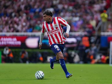 Bryan ‘Cotorro’ González tuvo que abandonar el Chivas vs Seattle entre lágrimas tras sufrir una lesión durante el primer tiempo. IMAGO7.