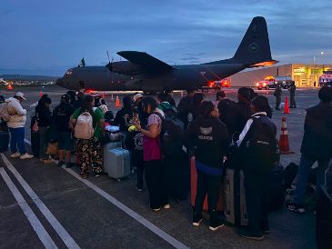 El Gobierno de México logró la repatriación de 36 mexicanos desde Pereira tras el sismo en Colombia. La Secretaría de Relaciones Exteriores coordina la asistencia. ESPECIAL/SRE