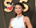 Para Zendaya, conocerse, aceptarse y aprender a quererse puede ser mucho más importante que intentar encajar en un determinado ideal de belleza. EFE/ARCHIVO