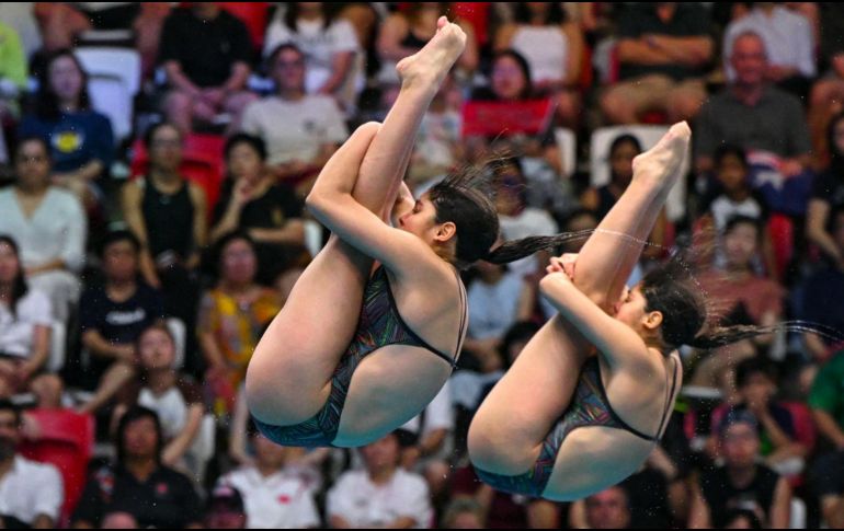 Entre las principales figuras que participarán en el evento destacan las hermanas Cueva: Lía, Mía y Suri, quienes llegan con grandes resultados recientes. AFP / ARCHIVO